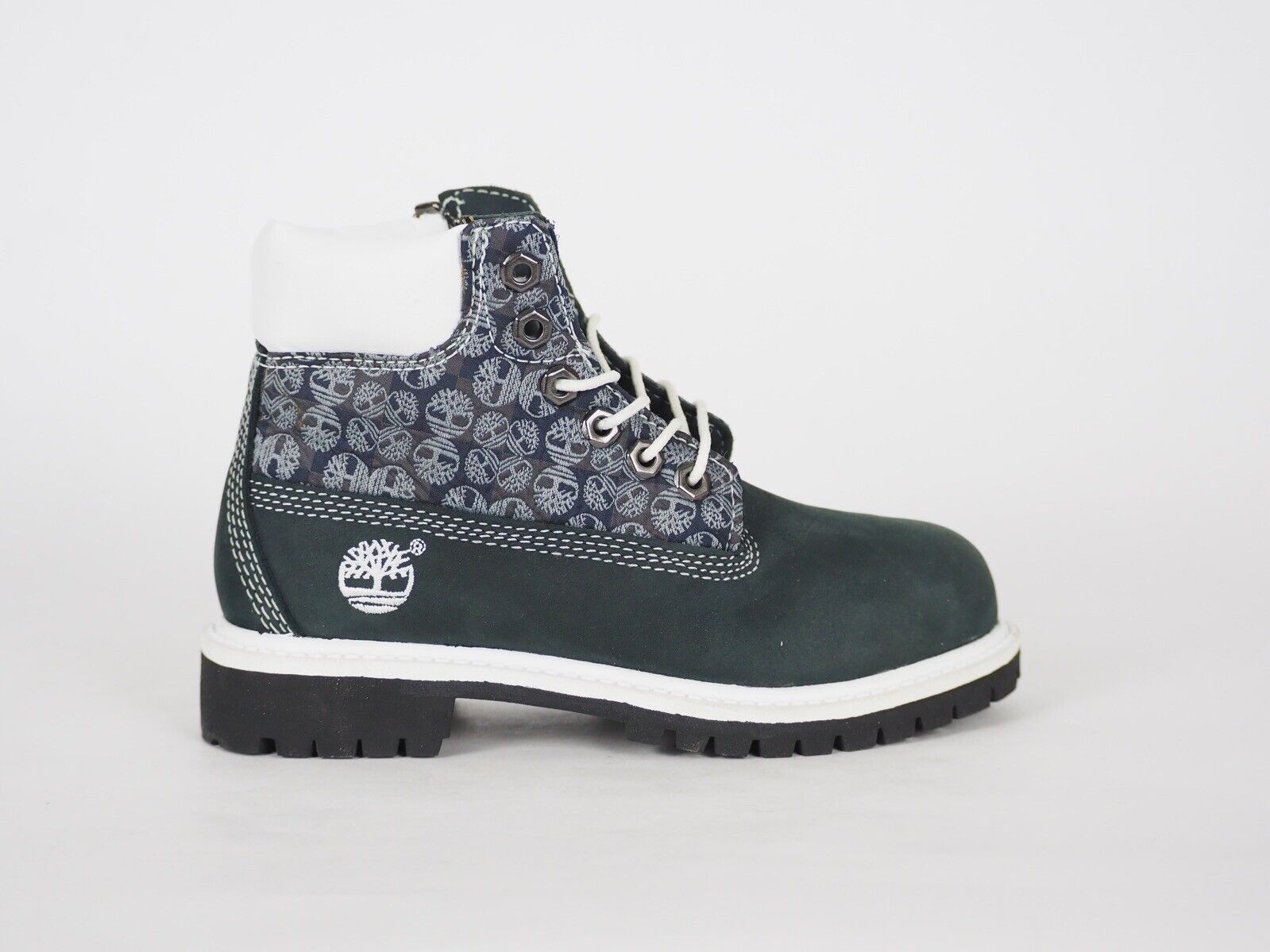 Blue and white clearance timberlands